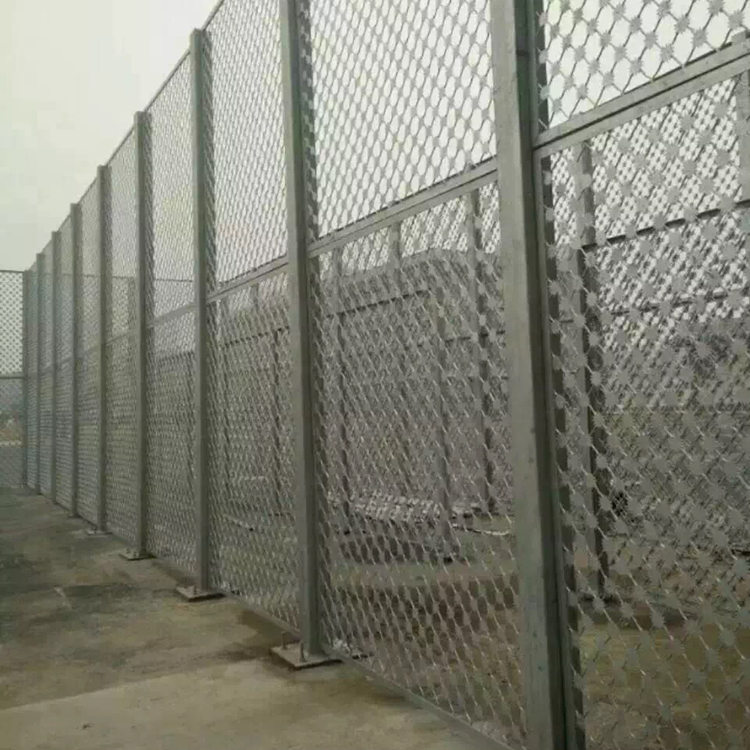 云南監(jiān)獄鋼網墻施工圖片及價格